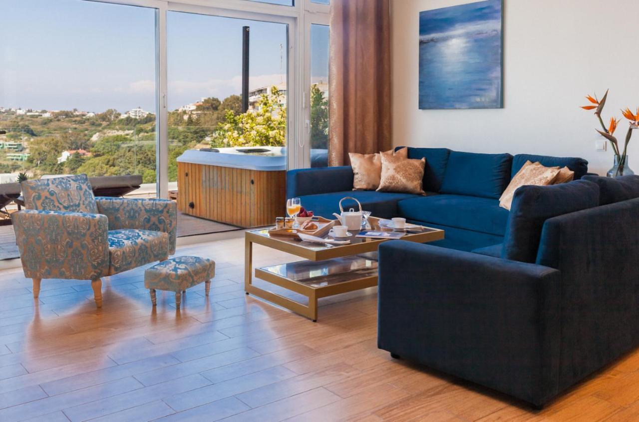 Flyviewflatsgold Privatehottub With Seaview Apartment Ixia  Exterior photo