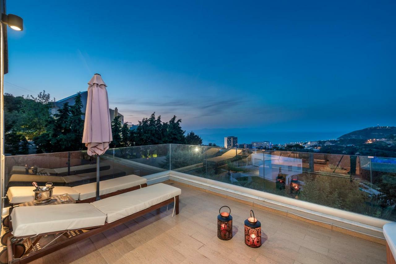 Flyviewflatsgold Privatehottub With Seaview Apartment Ixia  Exterior photo
