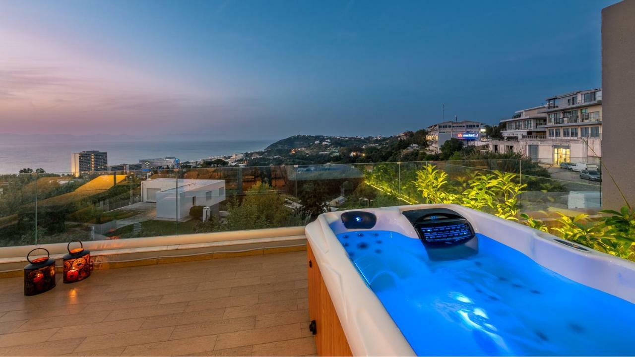 Flyviewflatsgold Privatehottub With Seaview Apartment Ixia  Exterior photo